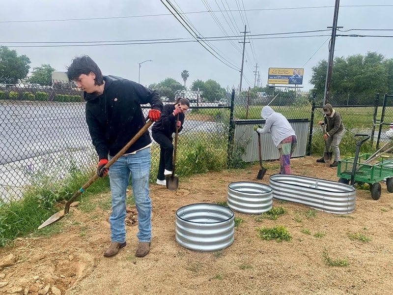  Community Volunteering